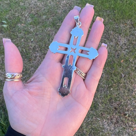 Vintage Taxco Extra Large Sterling Silver Cross Pendant - Picture 5 of 17